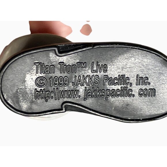 Titan Tron Live 1999 WWF WWE Jakks Pacific Vince McMahon Action Figure Toy - Picture 10 of 12